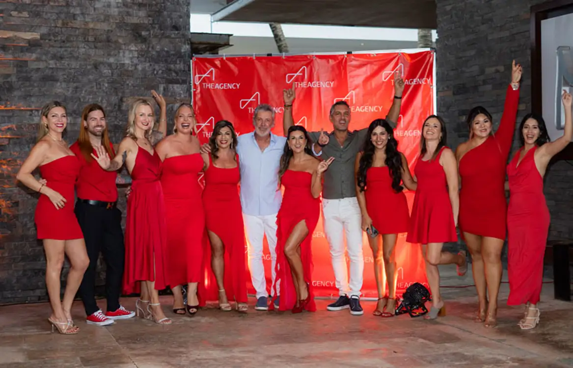 Mauricio Umansky Opens New Mamitas Beach Office in Playa del Carmen