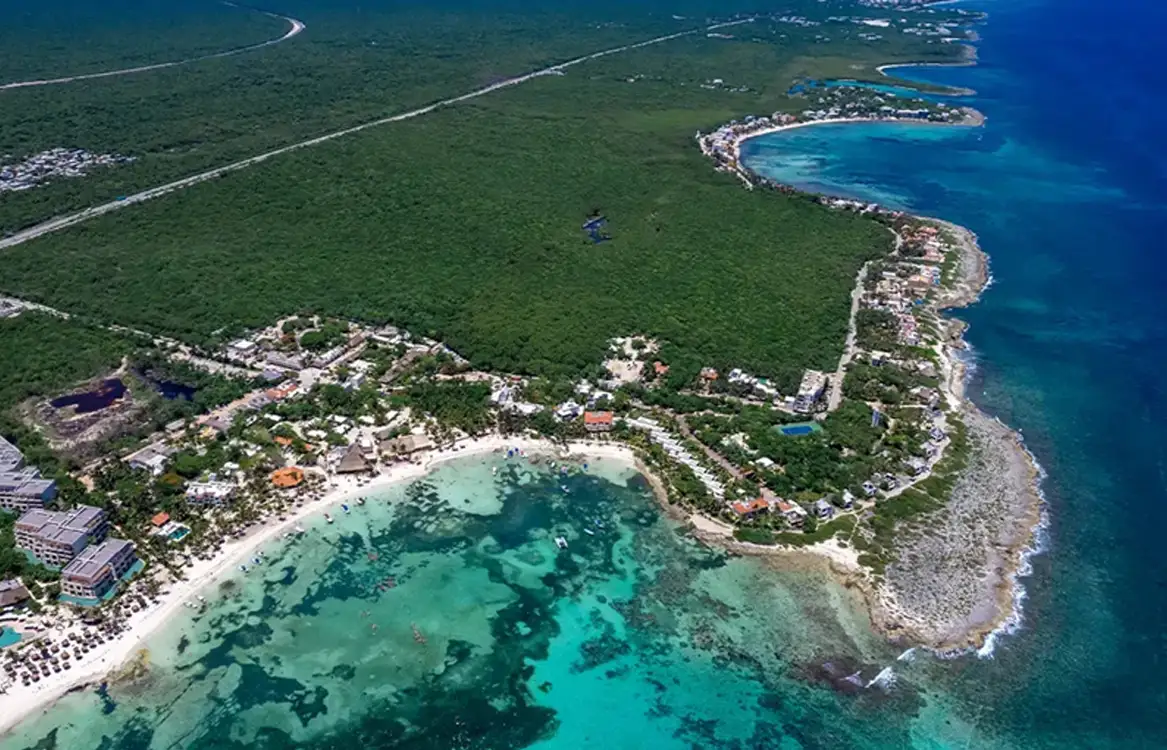 Canadian Investors Are Targeting the Riviera Maya