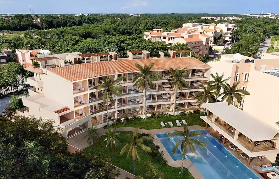 CLUB AQUA PUERTO AVENTURAS