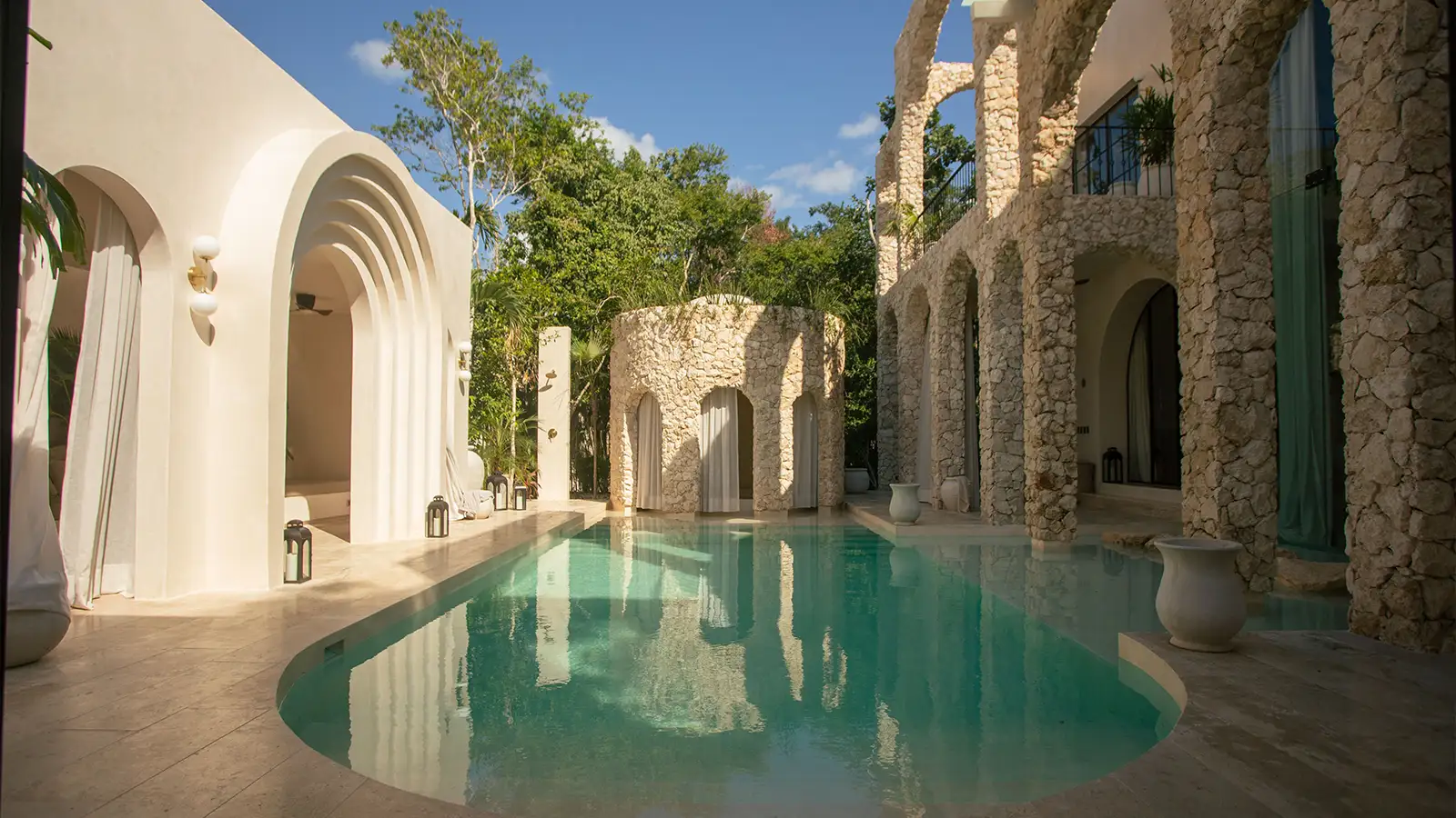 CASA ARKA 