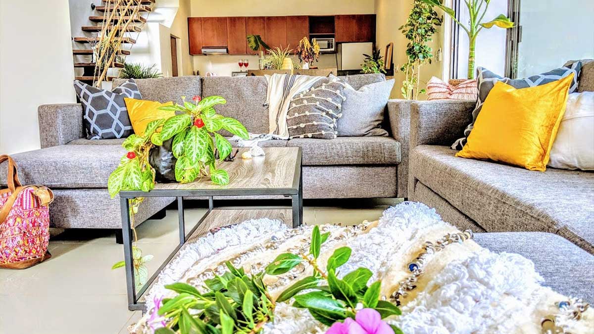 HOME FOR SALE LA VELETA