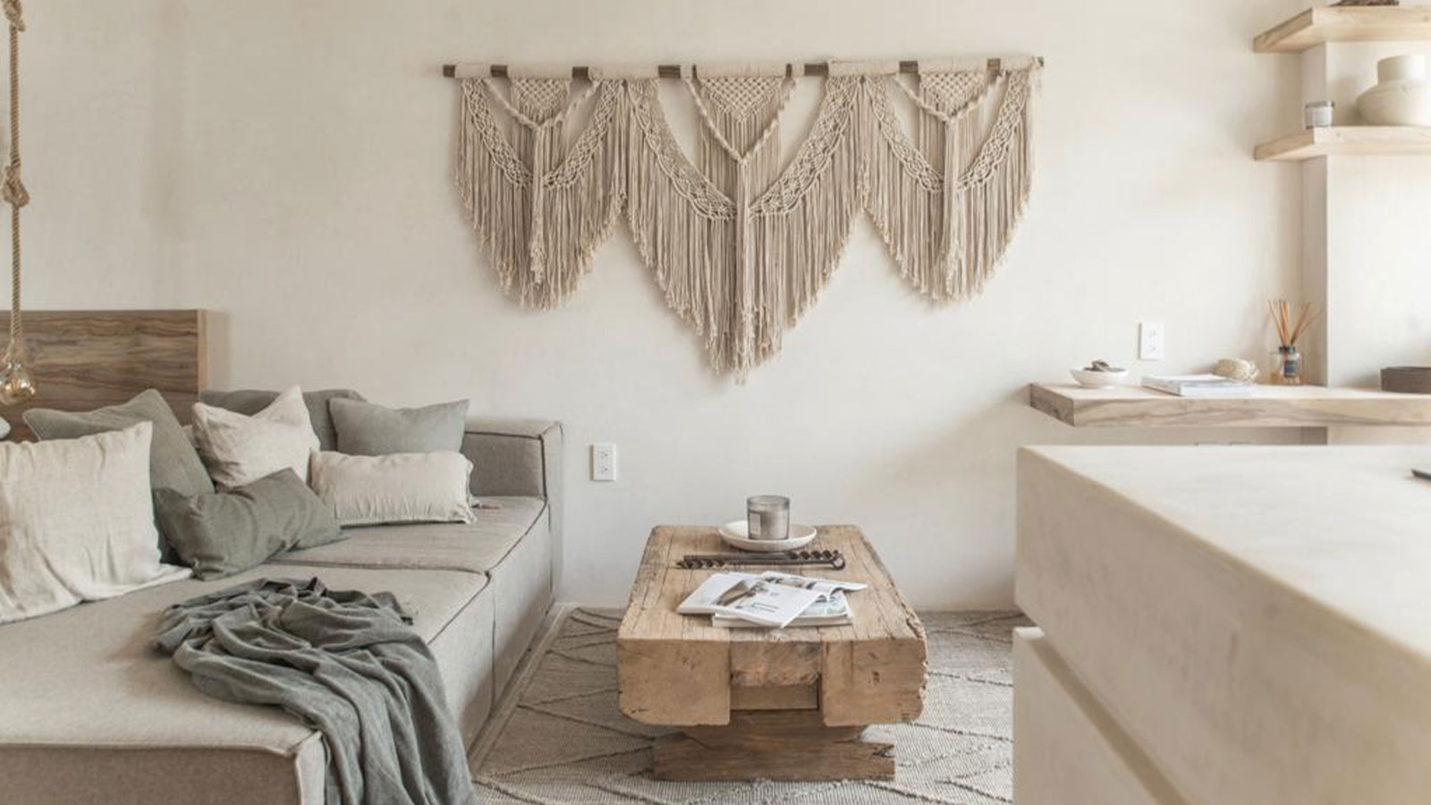 JUNGLE CHIC